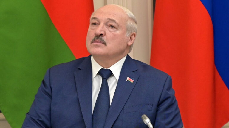 belarus-devlet-baskani-lukasenko-yuzde-86-oyla-yeniden-secildi-XACPhUAa.jpg